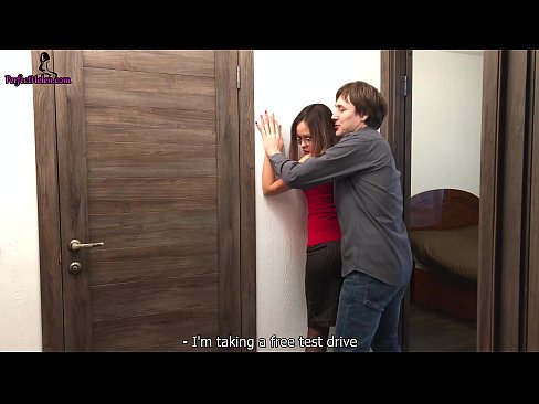 ❤️ Seksuāla nekustamo īpašumu pārstāve jutekliski džerkstina savu pīli un drāž, pārdodot savu dzīvokli - Krempai ️❌ Porno pie mums lv.hqpornvideos.ru